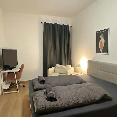 Apartamento 2schlafenzimmer 5betten Montuerwhonung *